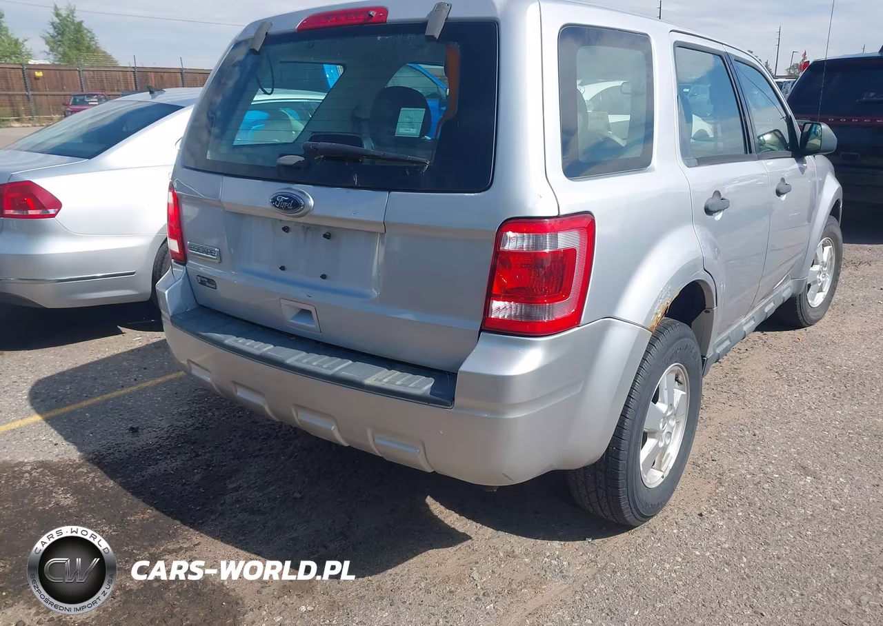 2012 Ford Escape Xls VIN:1FMCU0C75CKB77013 - 4