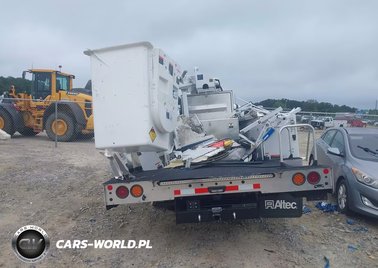 2024 Ford F-450 Chassis Xl VIN:1FDUF4GN8RDA38716 - 19