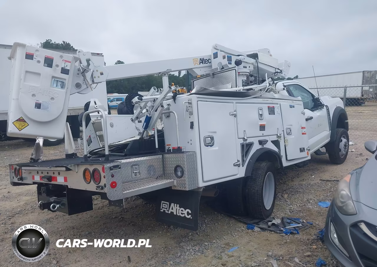 2024 Ford F-450 Chassis Xl VIN:1FDUF4GN8RDA38716 - 4