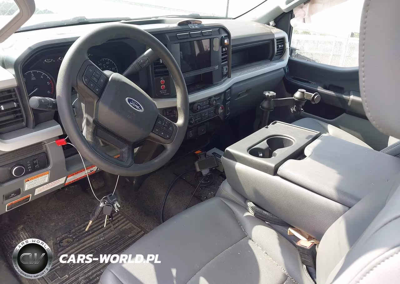 2024 Ford F-450 Chassis Xl VIN:1FDUF4GN8RDA38716 - 7