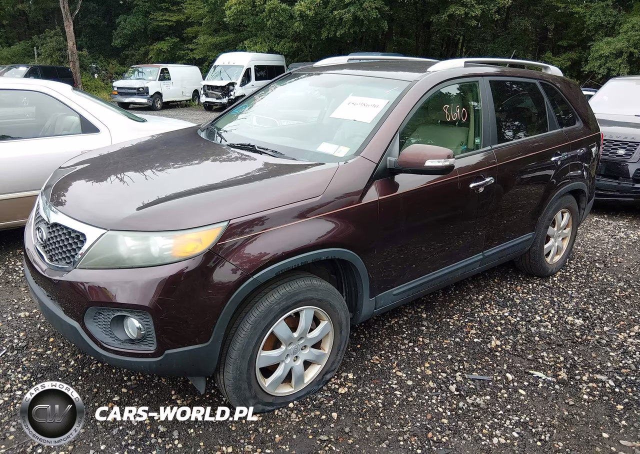 2011 Kia Sorento Lx VIN:5XYKT3A12BG077068 - 2
