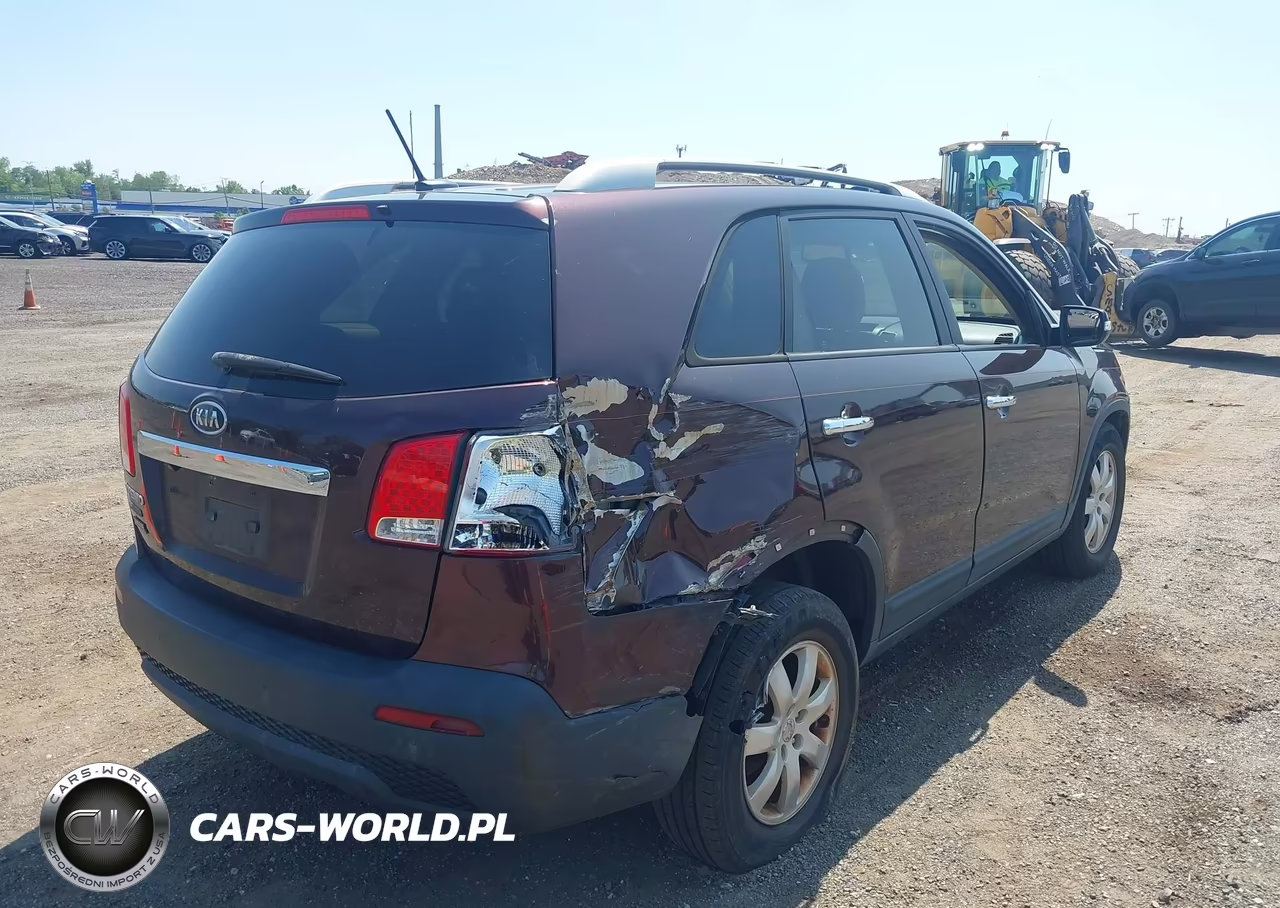 2011 Kia Sorento Lx VIN:5XYKT3A12BG077068 - 6