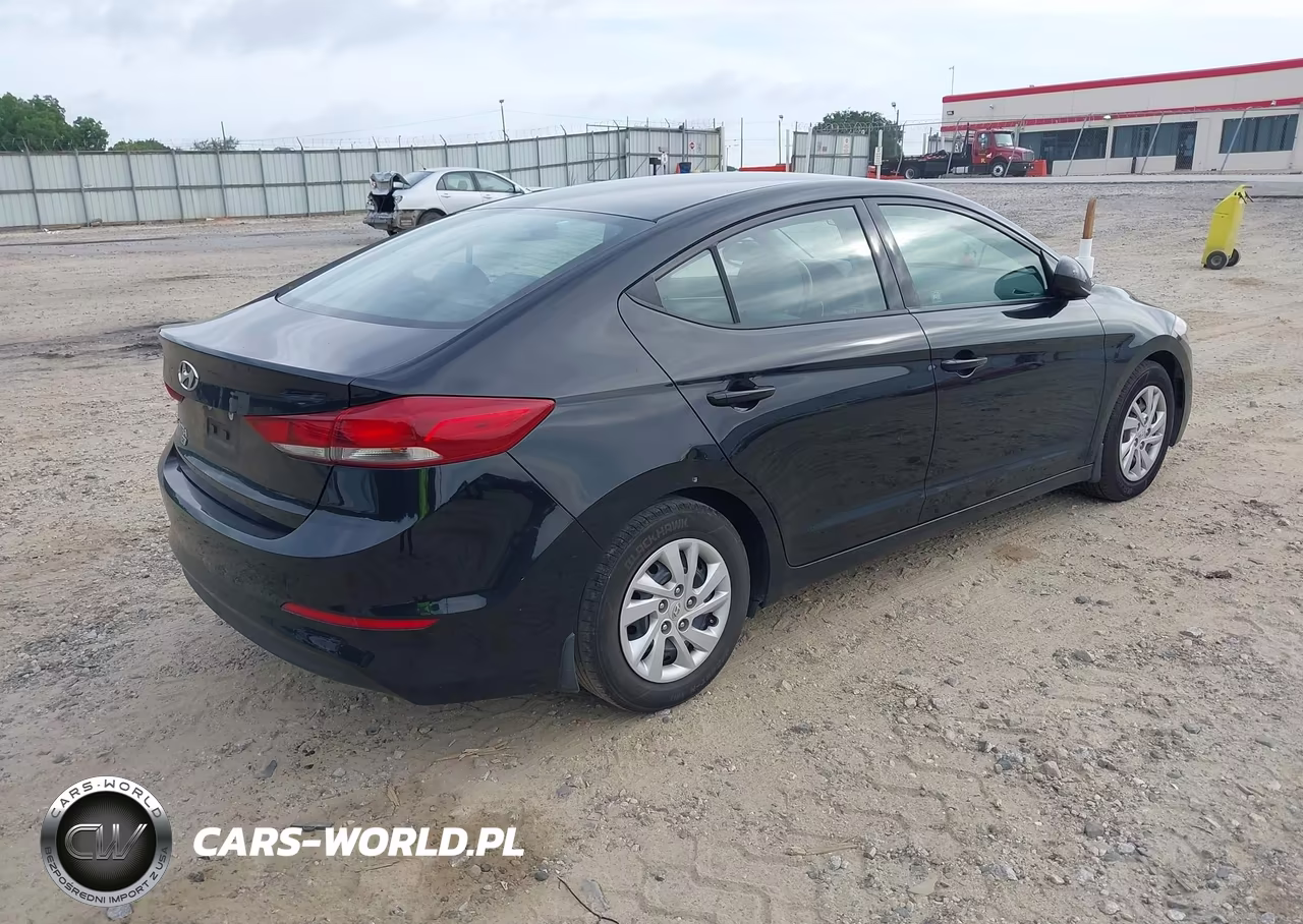 2018 Hyundai Elantra Se VIN:5NPD74LF0JH322534 - 4