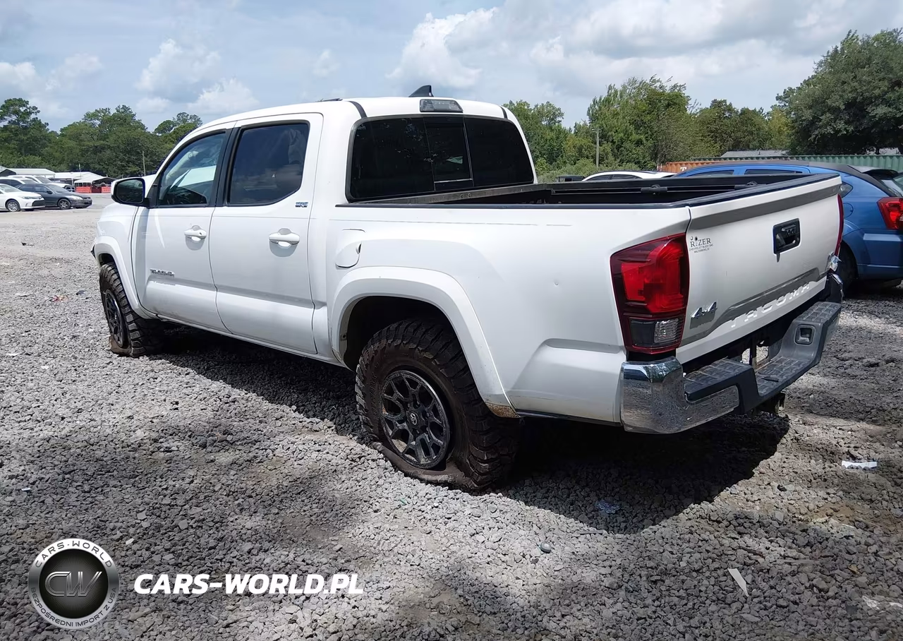 2019 Toyota Tacoma Sr5 V6 VIN:3TMCZ5AN1KM247036 - 3