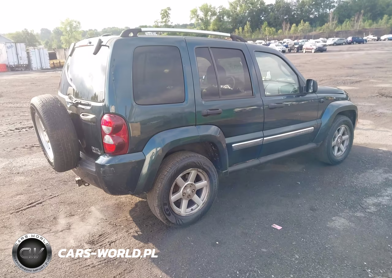 2005 Jeep Liberty Limited Edition VIN:1J4GL58K15W631315 - 4