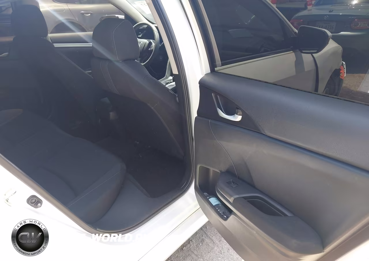 2019 HONDA CIVIC LX VIN:19XFC2F61KE006635 - 8