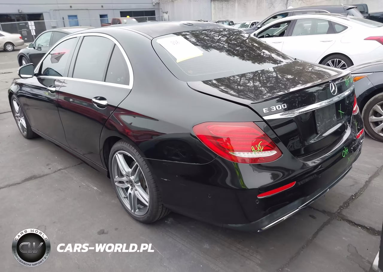 2018 Mercedes-Benz E 300 VIN:WDDZF4JBXJA427121 - 3