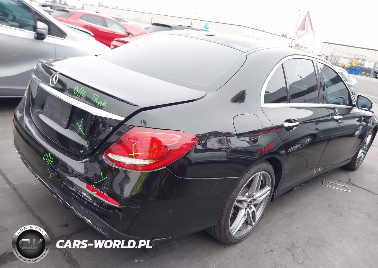 2018 Mercedes-Benz E 300 VIN:WDDZF4JBXJA427121 - 4