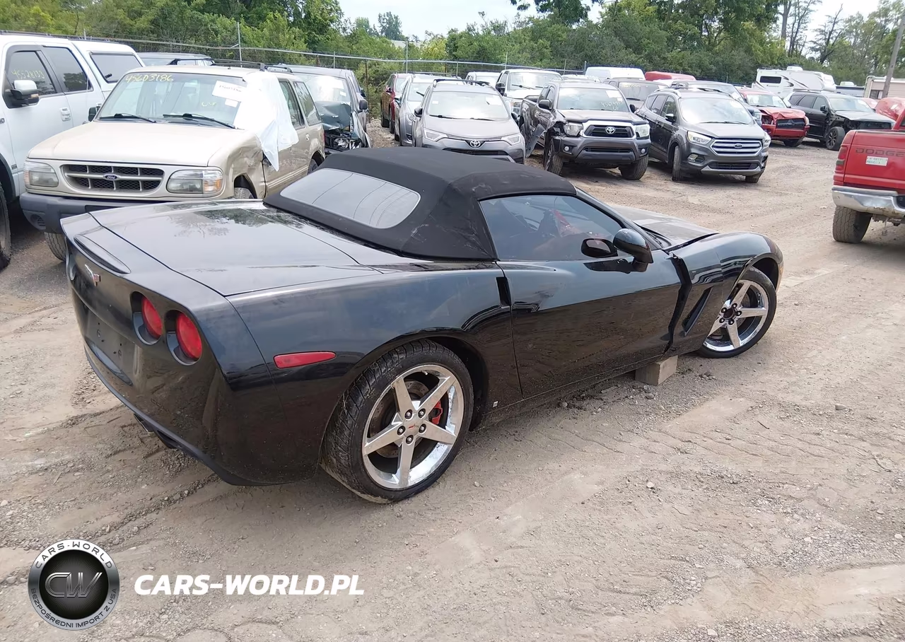 2007 Chevrolet Corvette VIN:1G1YY36UX75105612 - 4