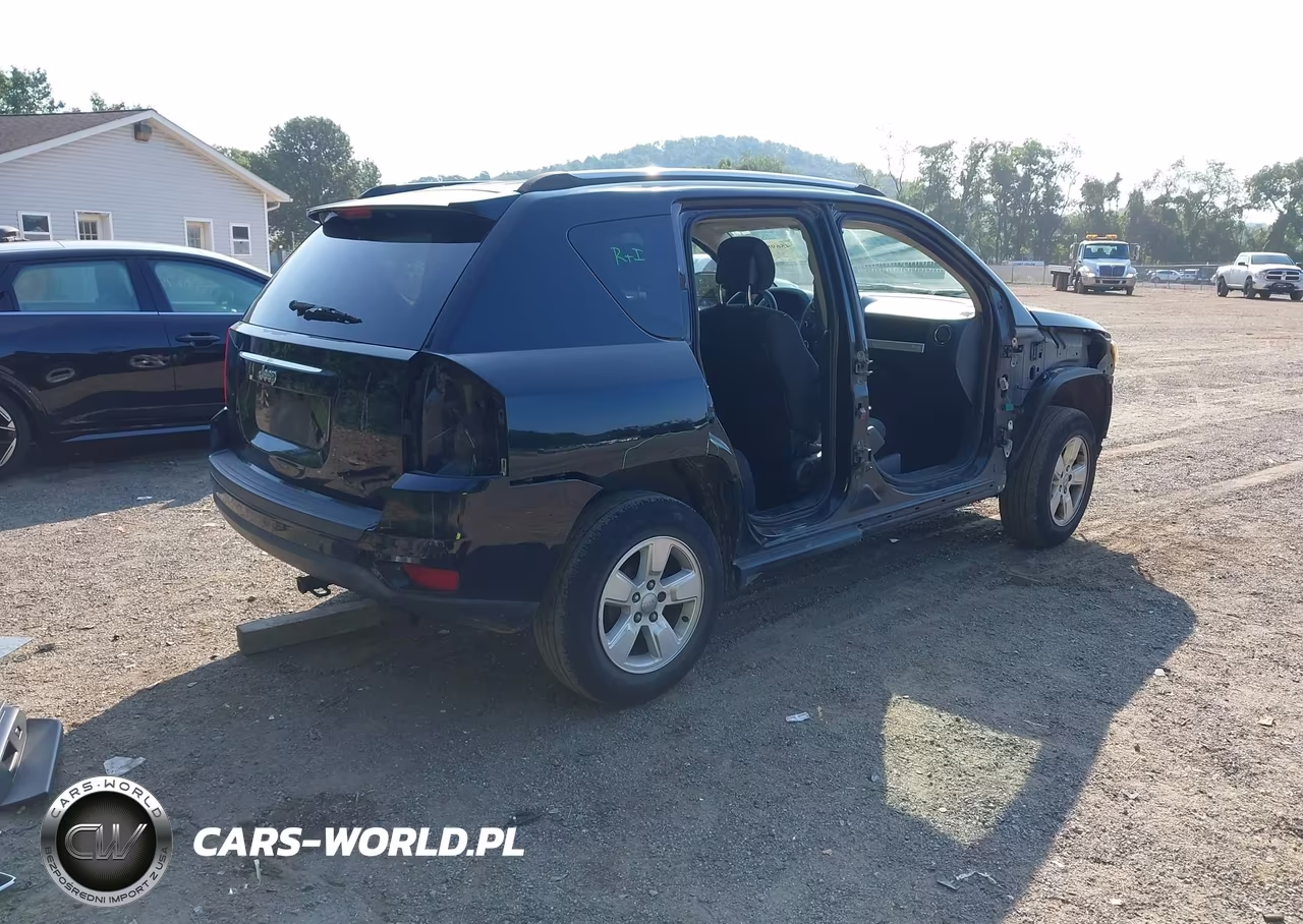 2014 Jeep Compass Sport VIN:1C4NJCBA2ED725707 - 4