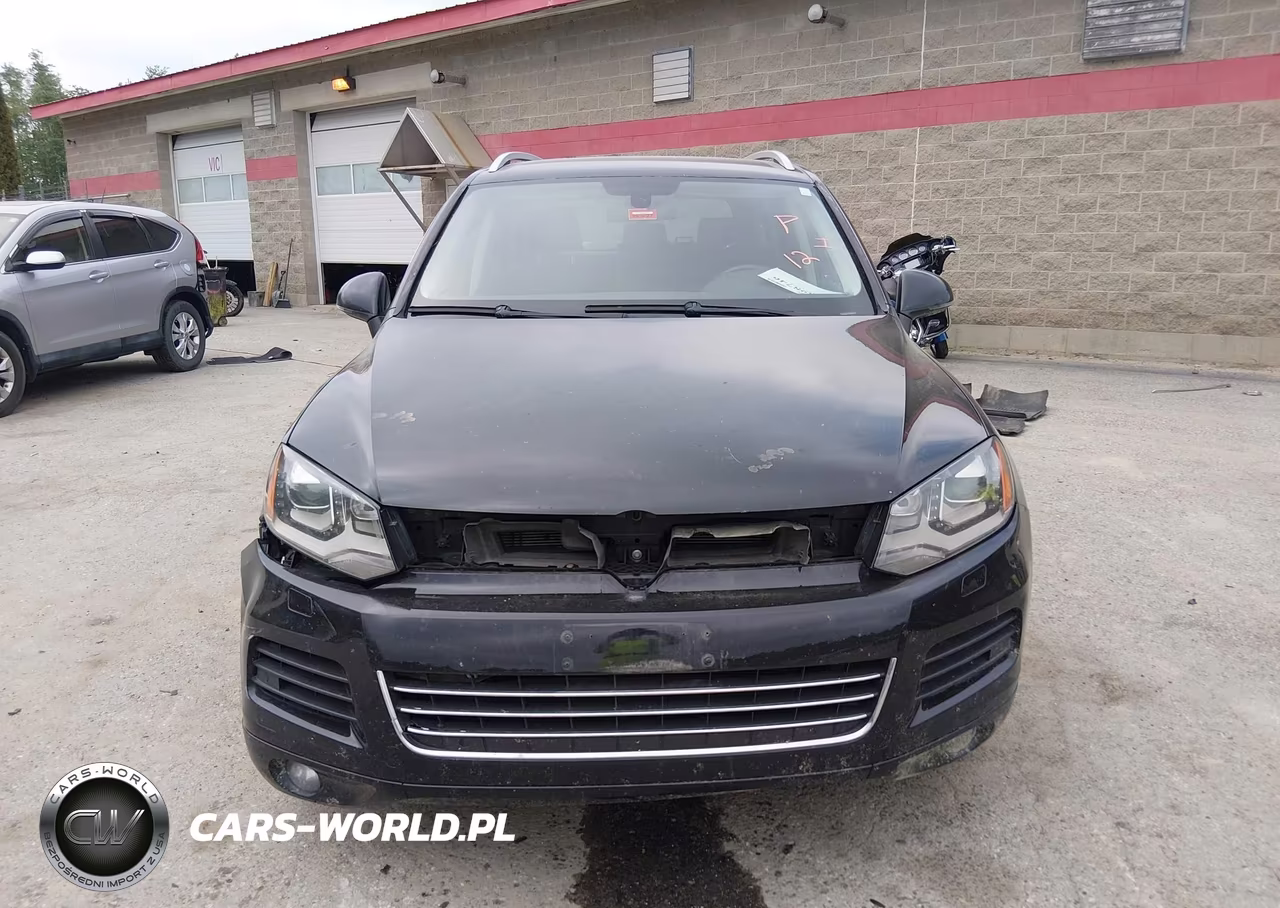 2012 Volkswagen Touareg Tdi Sport VIN:WVGFK9BP3CD000313 - 13