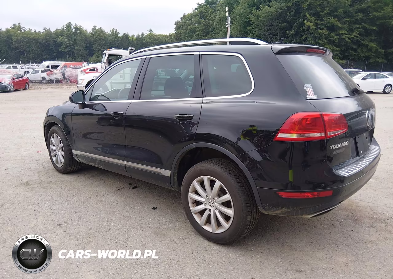 2012 Volkswagen Touareg Tdi Sport VIN:WVGFK9BP3CD000313 - 3