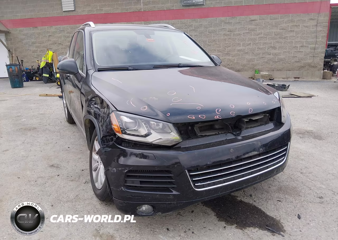 2012 Volkswagen Touareg Tdi Sport VIN:WVGFK9BP3CD000313 - 6
