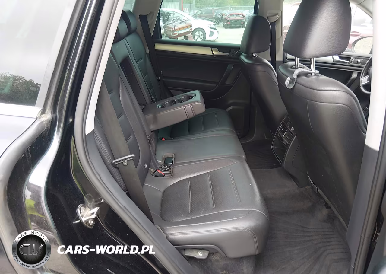 2012 Volkswagen Touareg Tdi Sport VIN:WVGFK9BP3CD000313 - 8