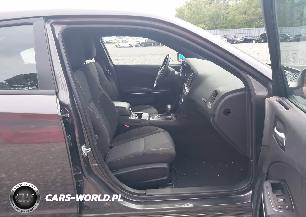 2020 Dodge Charger Sxt Rwd VIN:2C3CDXBG6LH190055 - 5