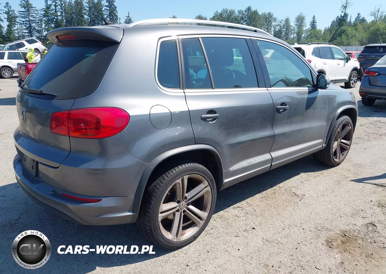2016 Volkswagen Tiguan R-Line VIN:WVGAV7AXXGW616897 - 4