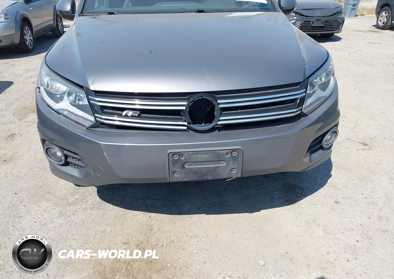 2016 Volkswagen Tiguan R-Line VIN:WVGAV7AXXGW616897 - 6
