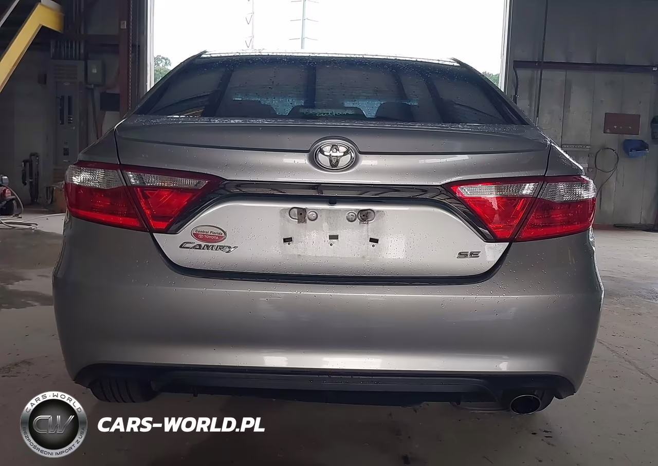 2017 Toyota Camry Se VIN:4T1BF1FK3HU774944 - 16
