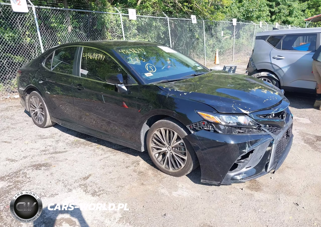 2024 Toyota Camry Se – zdjęcie 1 z 16
