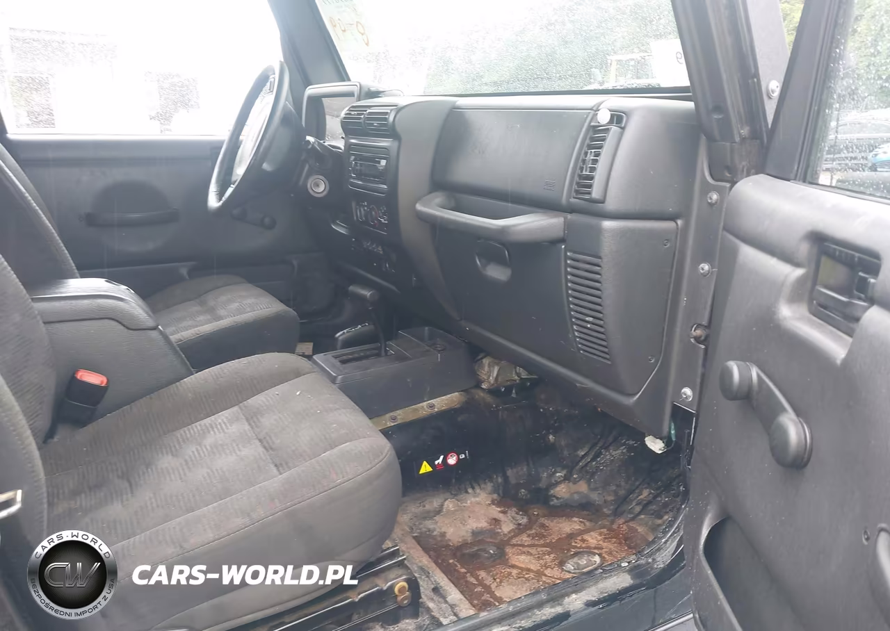 2005 Jeep Wrangler Rubicon VIN:1J4FA69S35P305788 - 5
