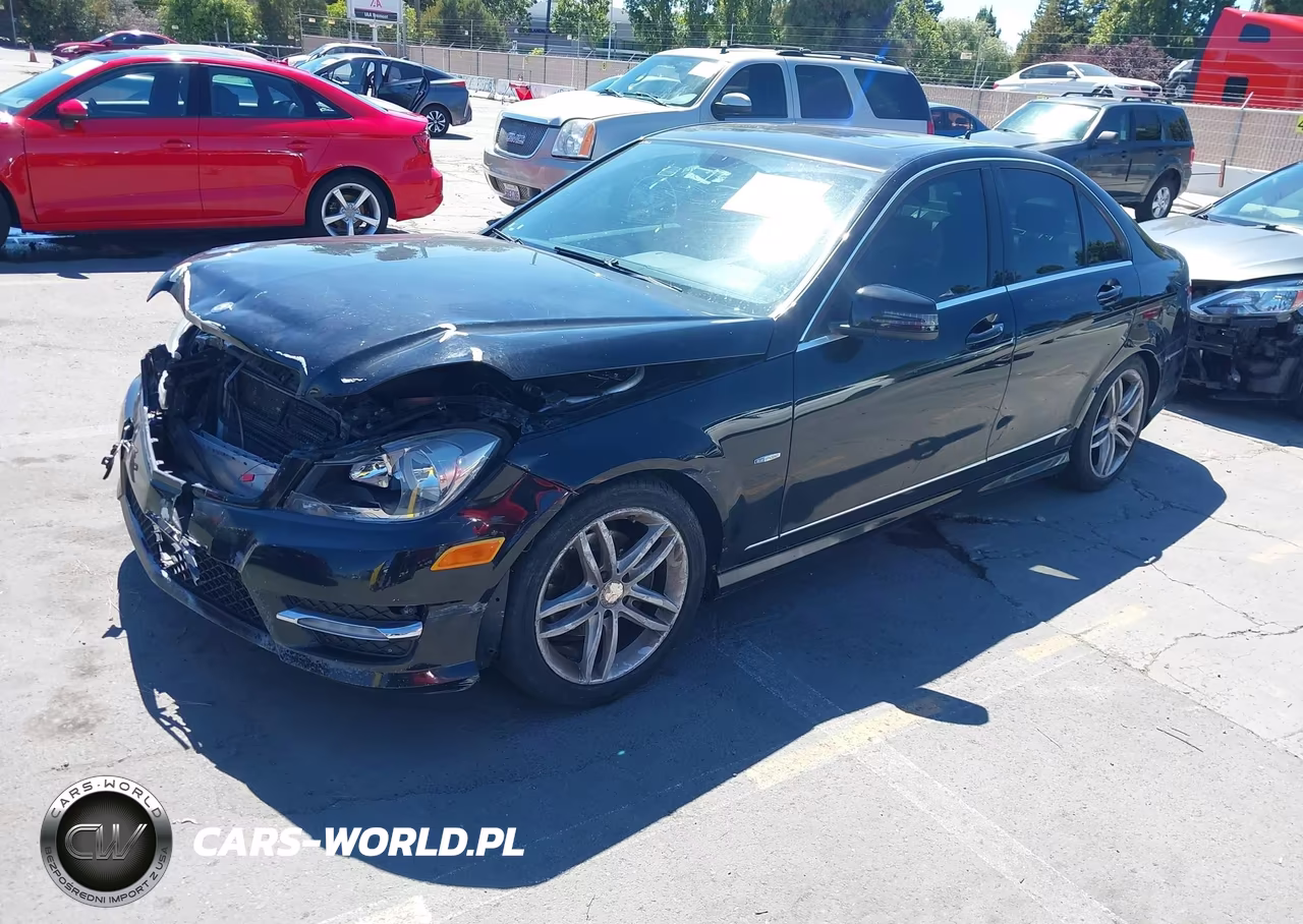 2012 MERCEDES-BENZ C 250 LUXURY-SPORT VIN:WDDGF4HB8CA633182 - 2