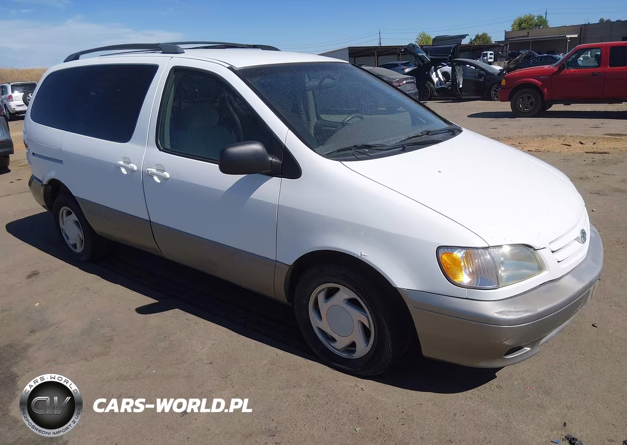 2002 Toyota Sienna Le