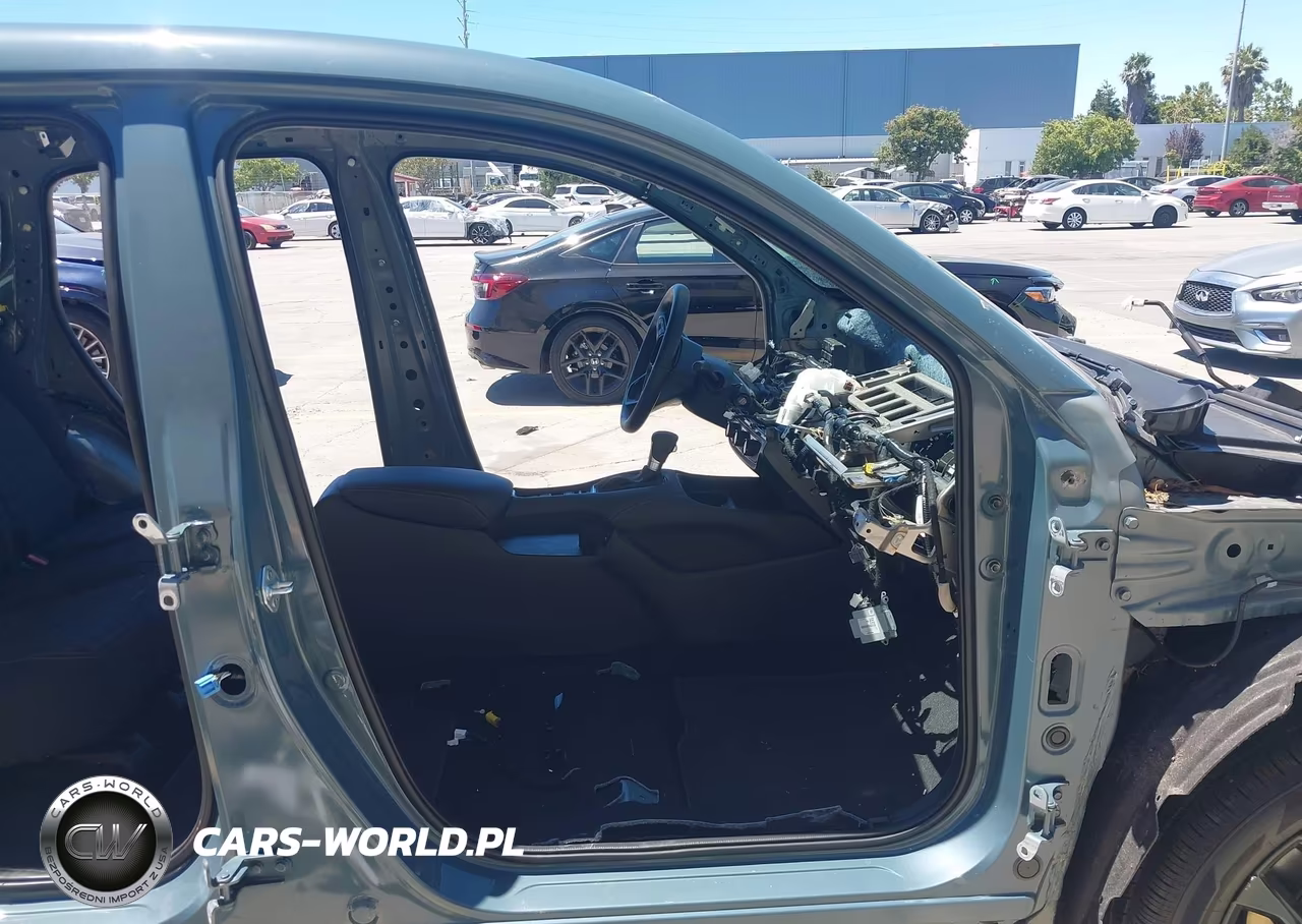 2025 Honda Hr-V Awd Sport VIN:3CZRZ2H52SM743049 - 5