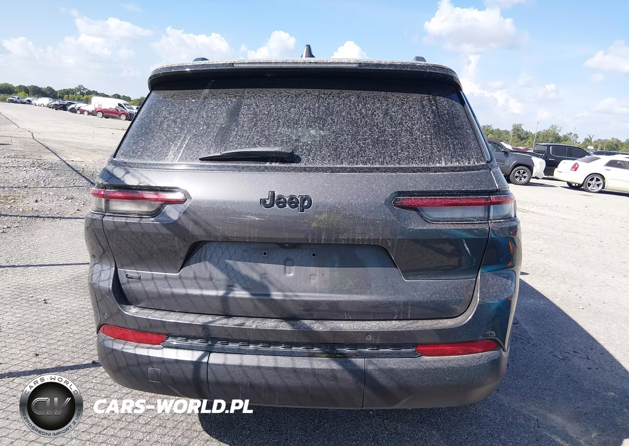 2023 Jeep Grand Cherokee L Altitude 4X2 VIN:1C4RJJAG2P8714357 - 16