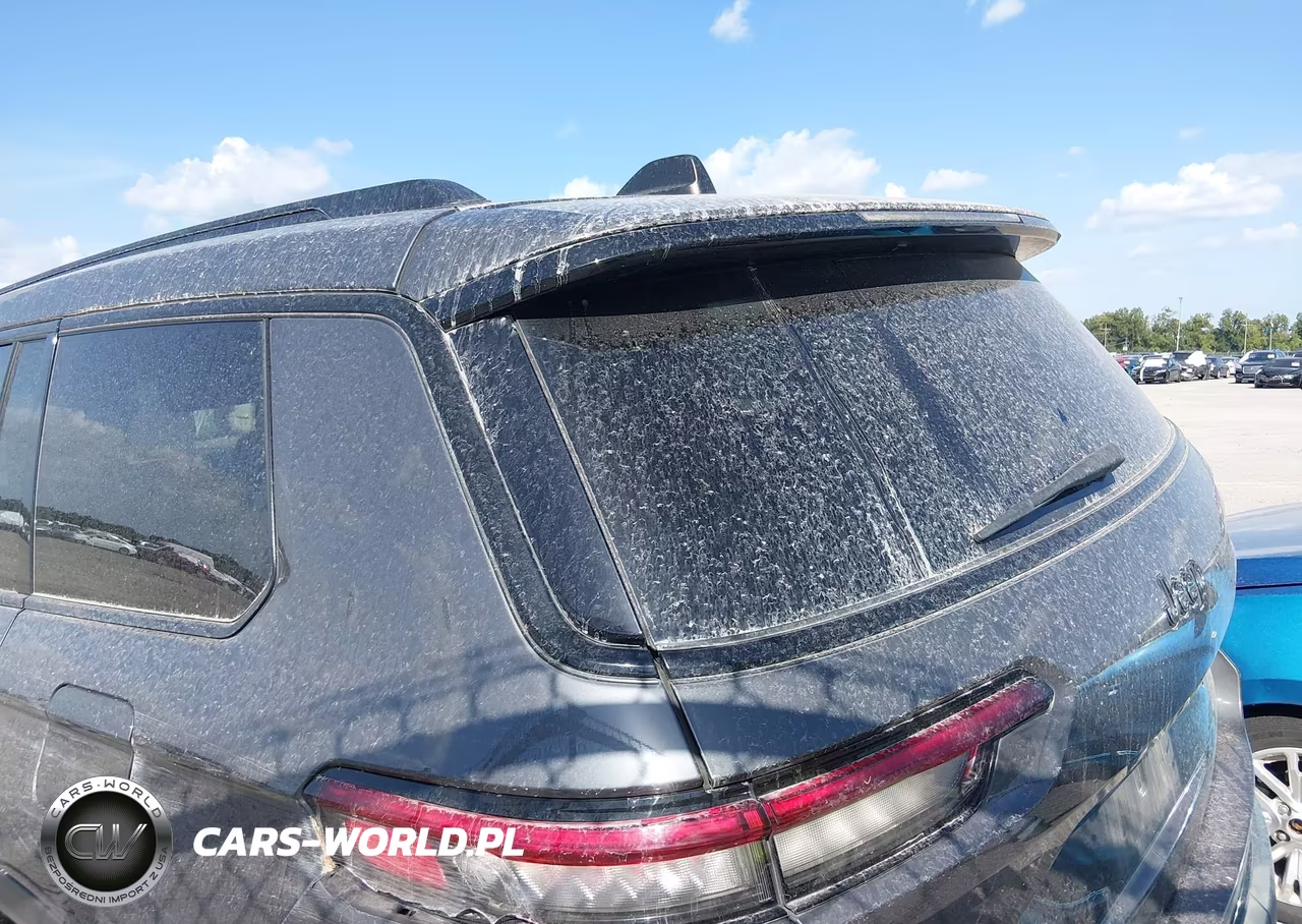 2023 Jeep Grand Cherokee L Altitude 4X2 VIN:1C4RJJAG2P8714357 - 3