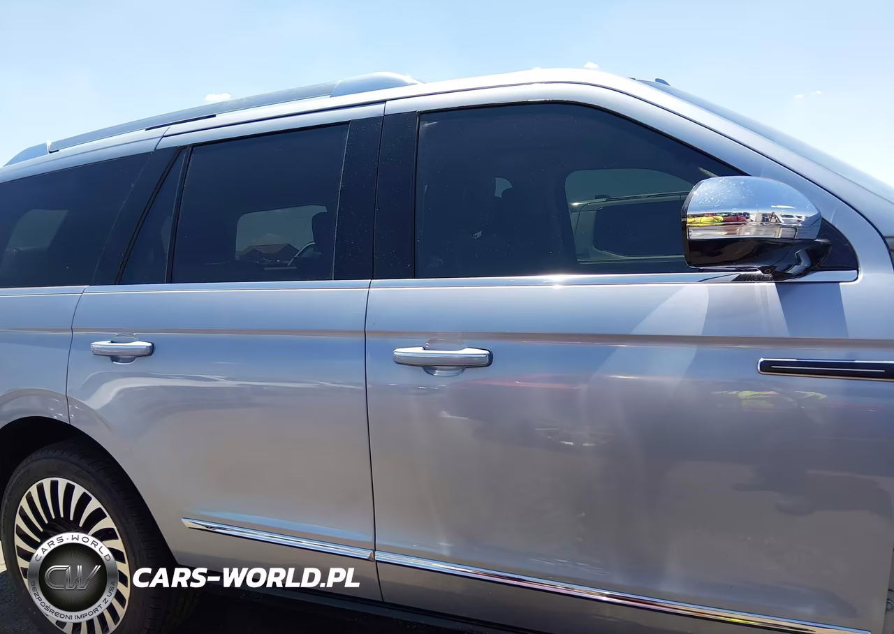 2020 Lincoln Navigator Black Label VIN:5LMJJ2TT6LEL09362 - 14