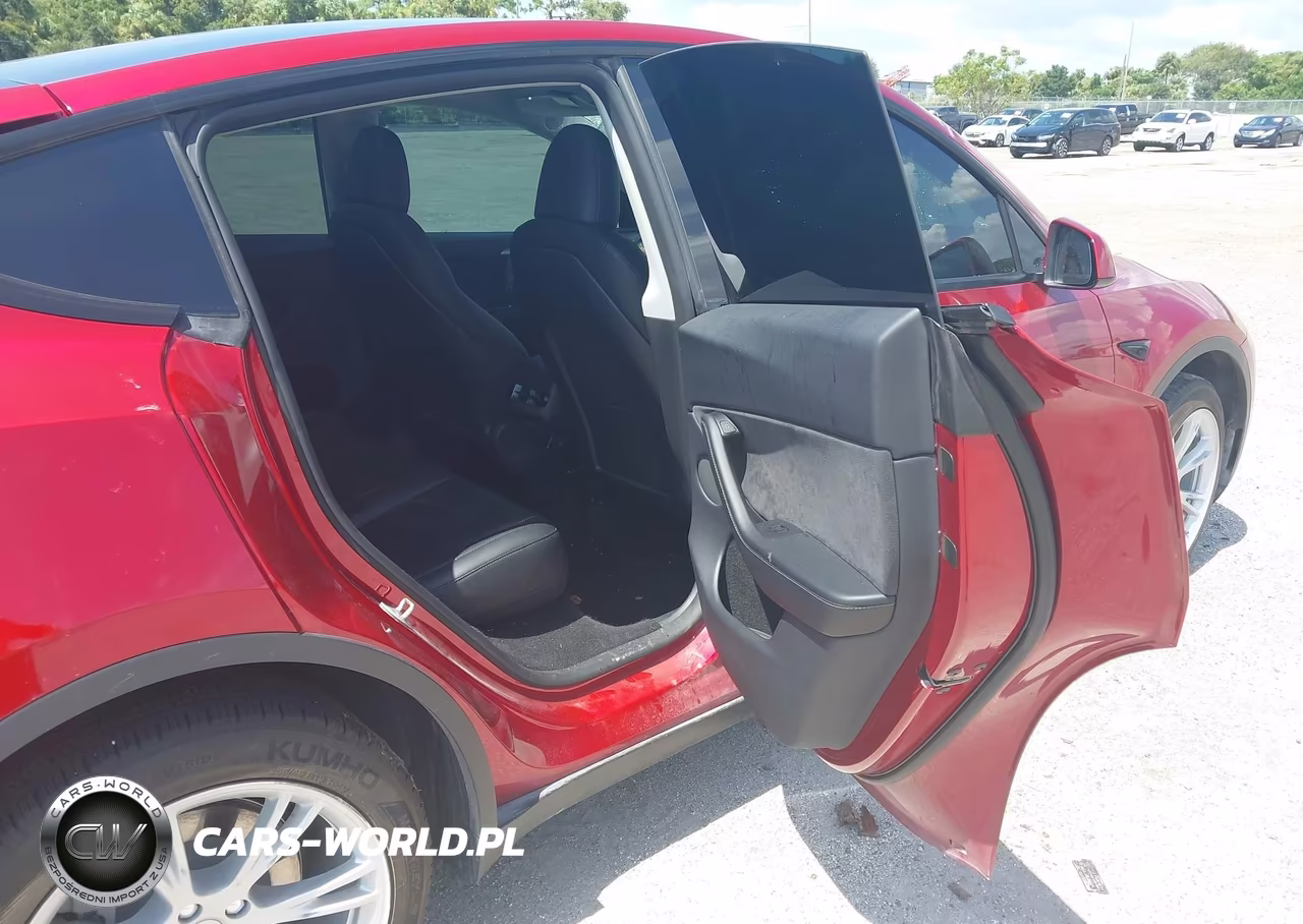 2024 Tesla Model Y Long Range Dual Motor All-Wheel Drive VIN:7SAYGDEE7RA284820 - 8