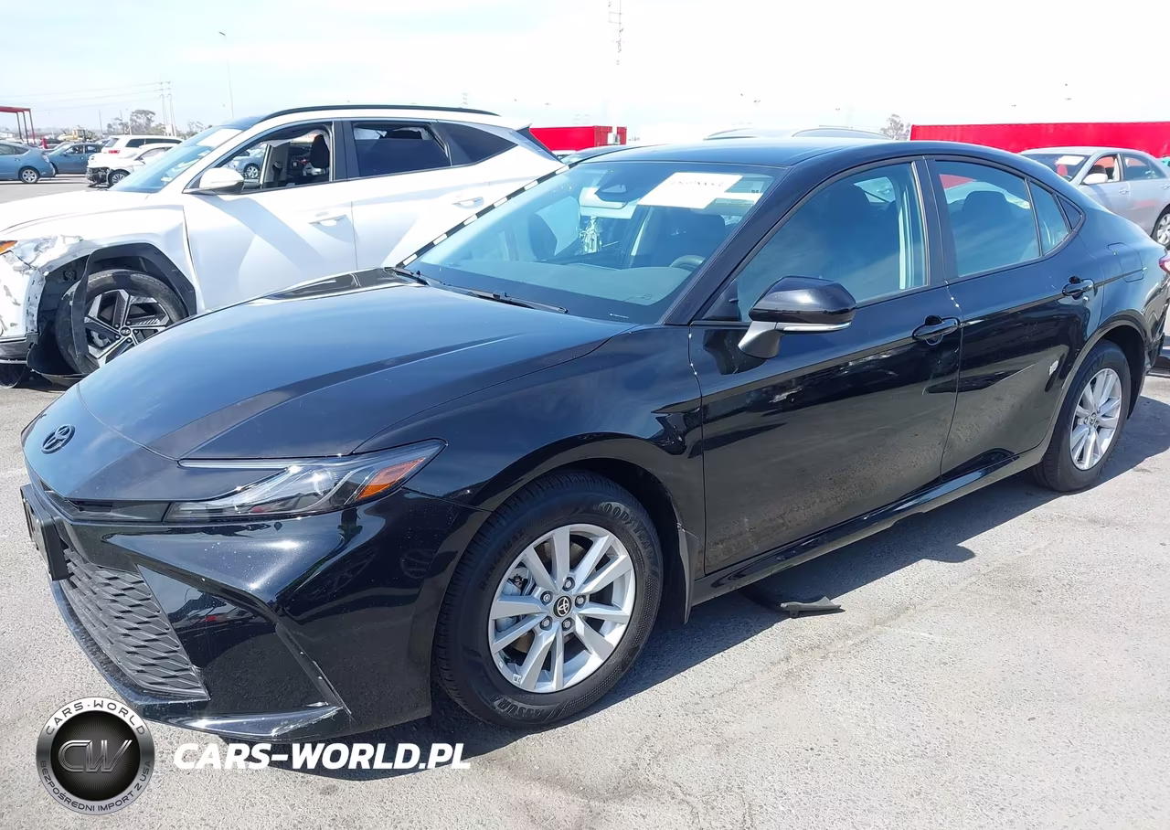 2026 Toyota Camry Le VIN:4T1DAACK1TU268713 - 2