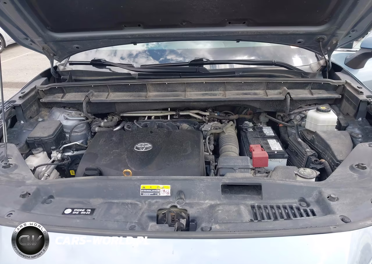 2022 Toyota Highlander Xle VIN:5TDHZRBH0NS185171 - 10