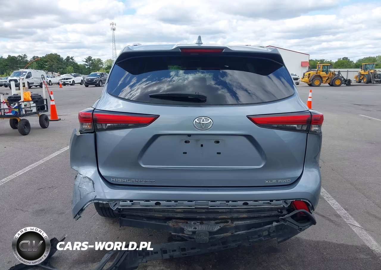 2022 Toyota Highlander Xle VIN:5TDHZRBH0NS185171 - 16