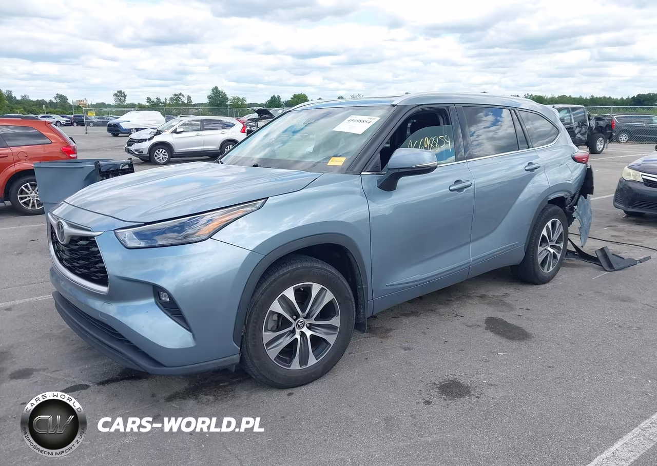 2022 Toyota Highlander Xle VIN:5TDHZRBH0NS185171 - 2