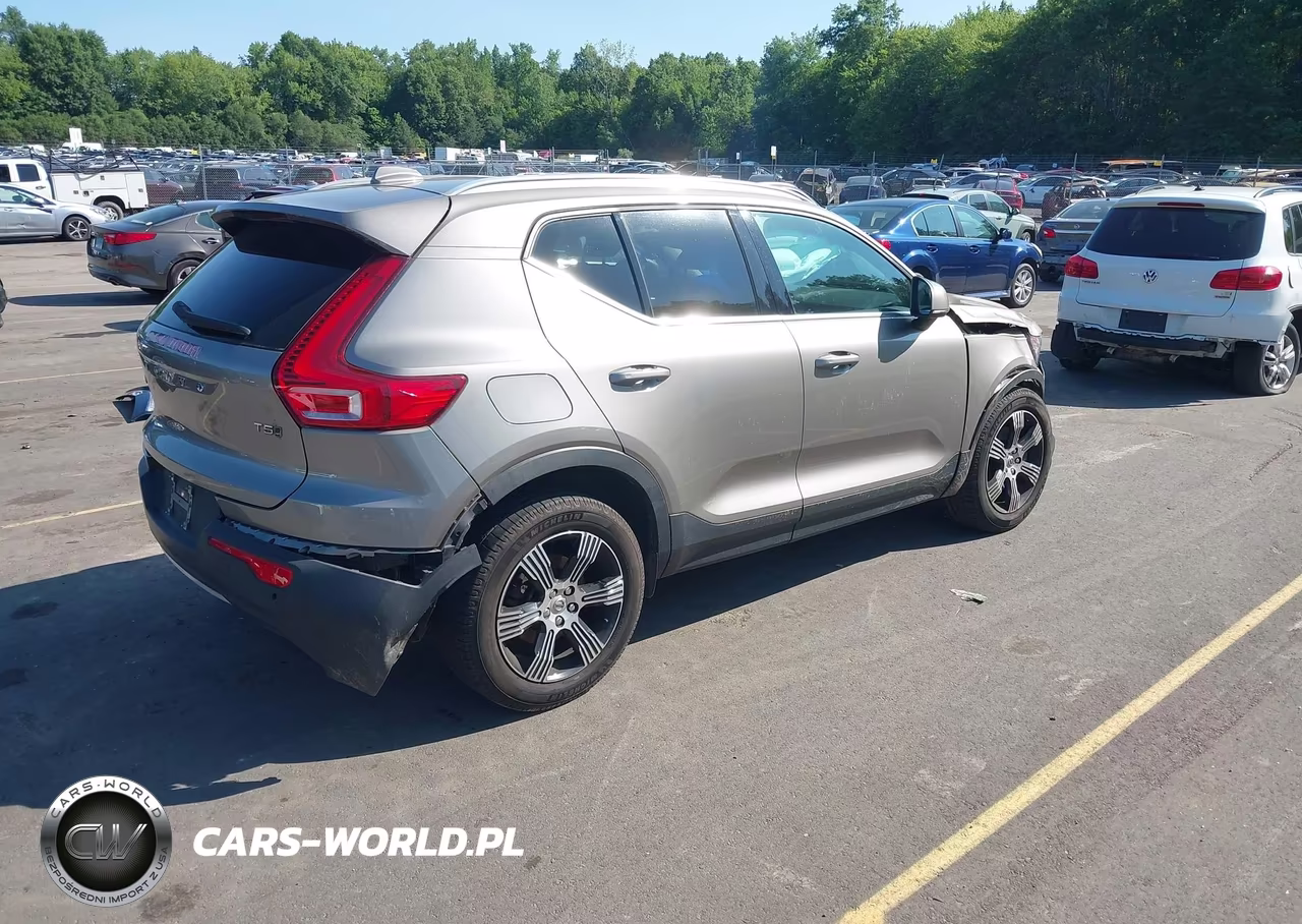2021 Volvo Xc40 T5 Inscription VIN:YV4162UL0M2611172 - 4