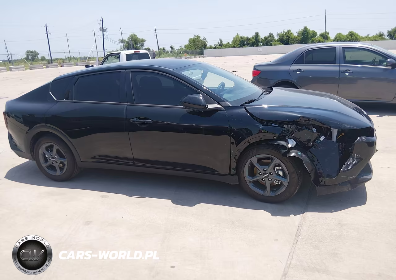 2026 Kia K4 Lxs VIN:3KPFT4DE4TE350399 - 13