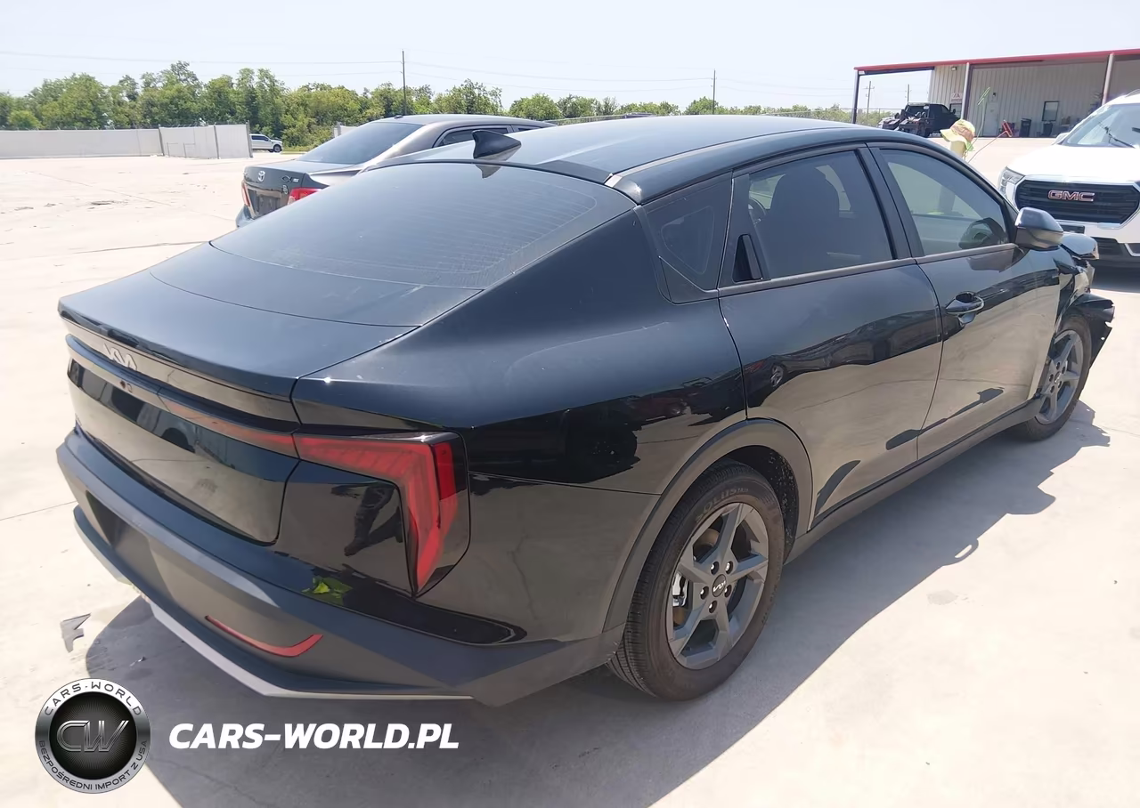 2026 Kia K4 Lxs VIN:3KPFT4DE4TE350399 - 4