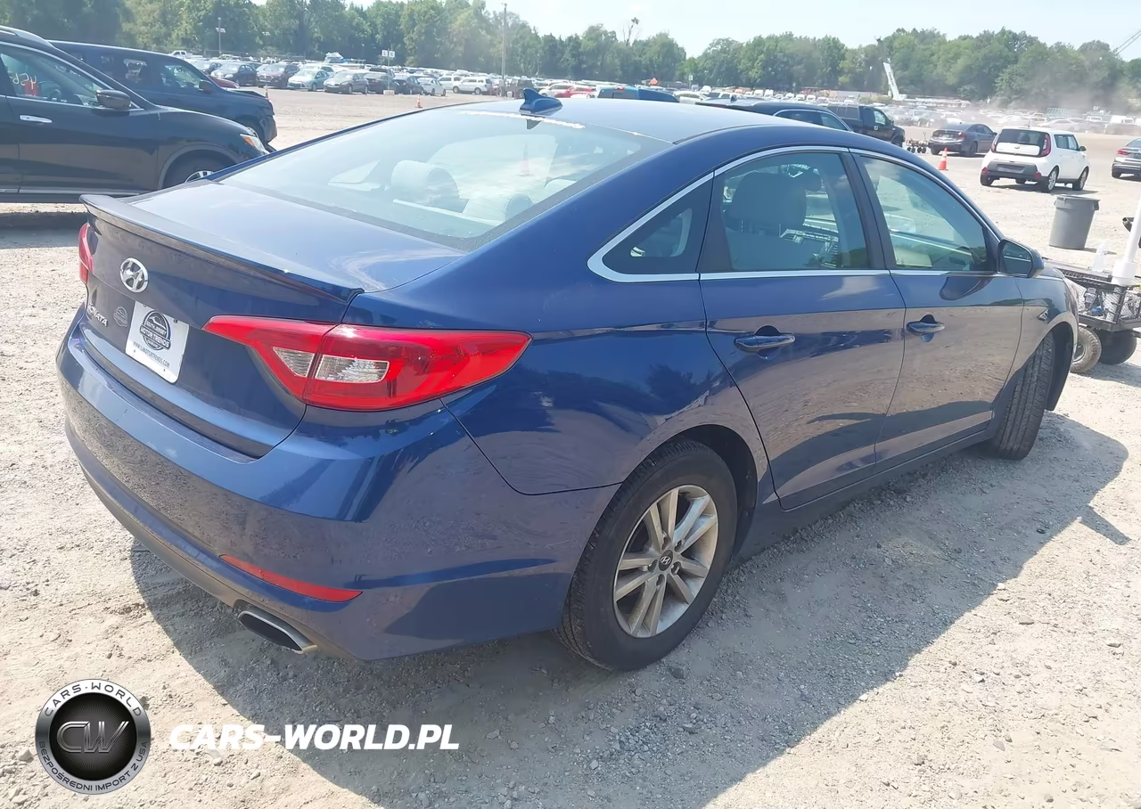 2015 Hyundai Sonata Se VIN:5NPE24AF0FH220857 - 4