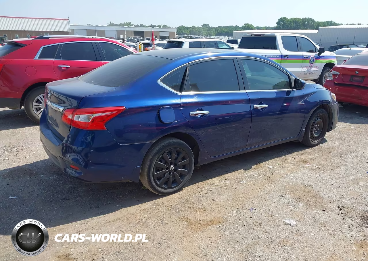 2017 Nissan Sentra S VIN:3N1AB7APXHY263507 - 4