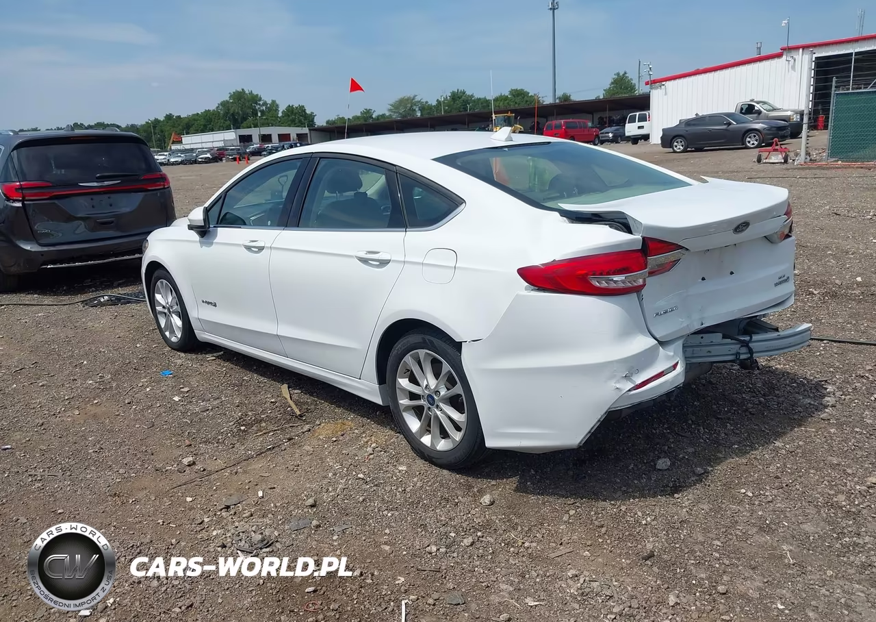 2019 Ford Fusion Hybrid Se VIN:3FA6P0LU4KR124446 - 3