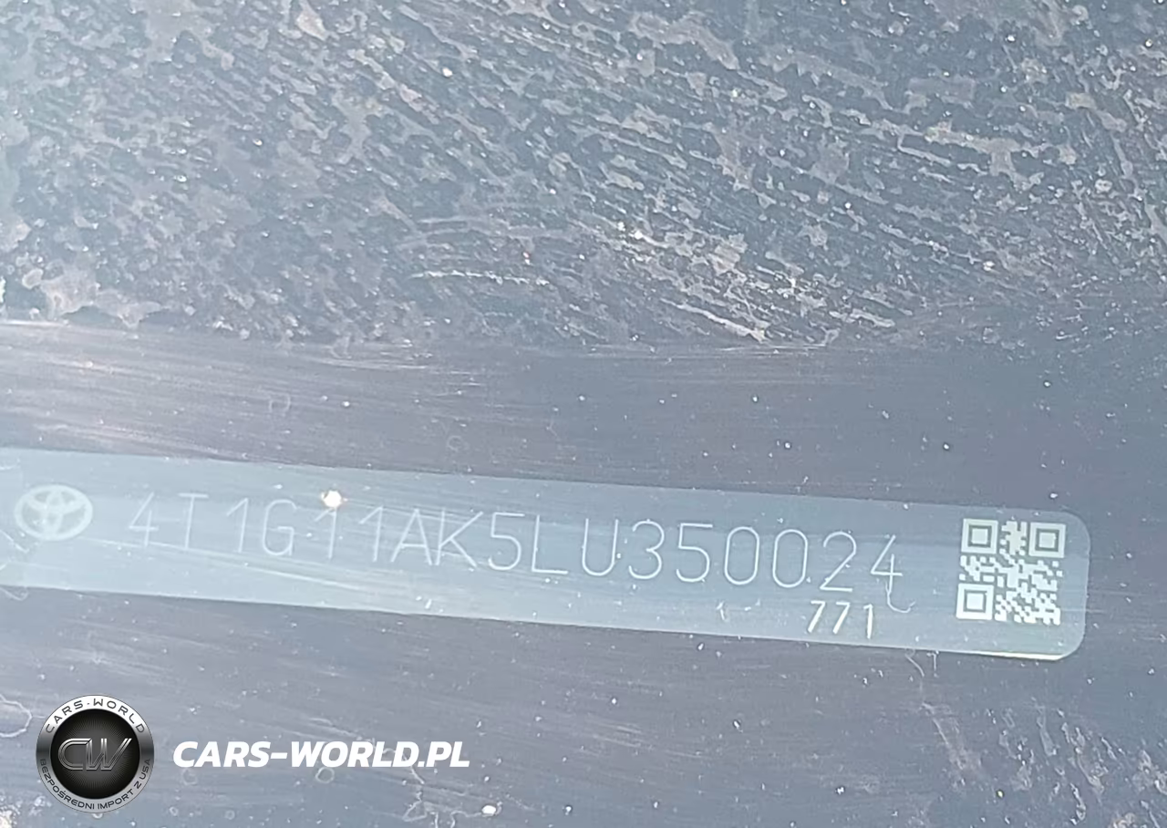2020 Toyota Camry Se VIN:4T1G11AK5LU350024 - 9