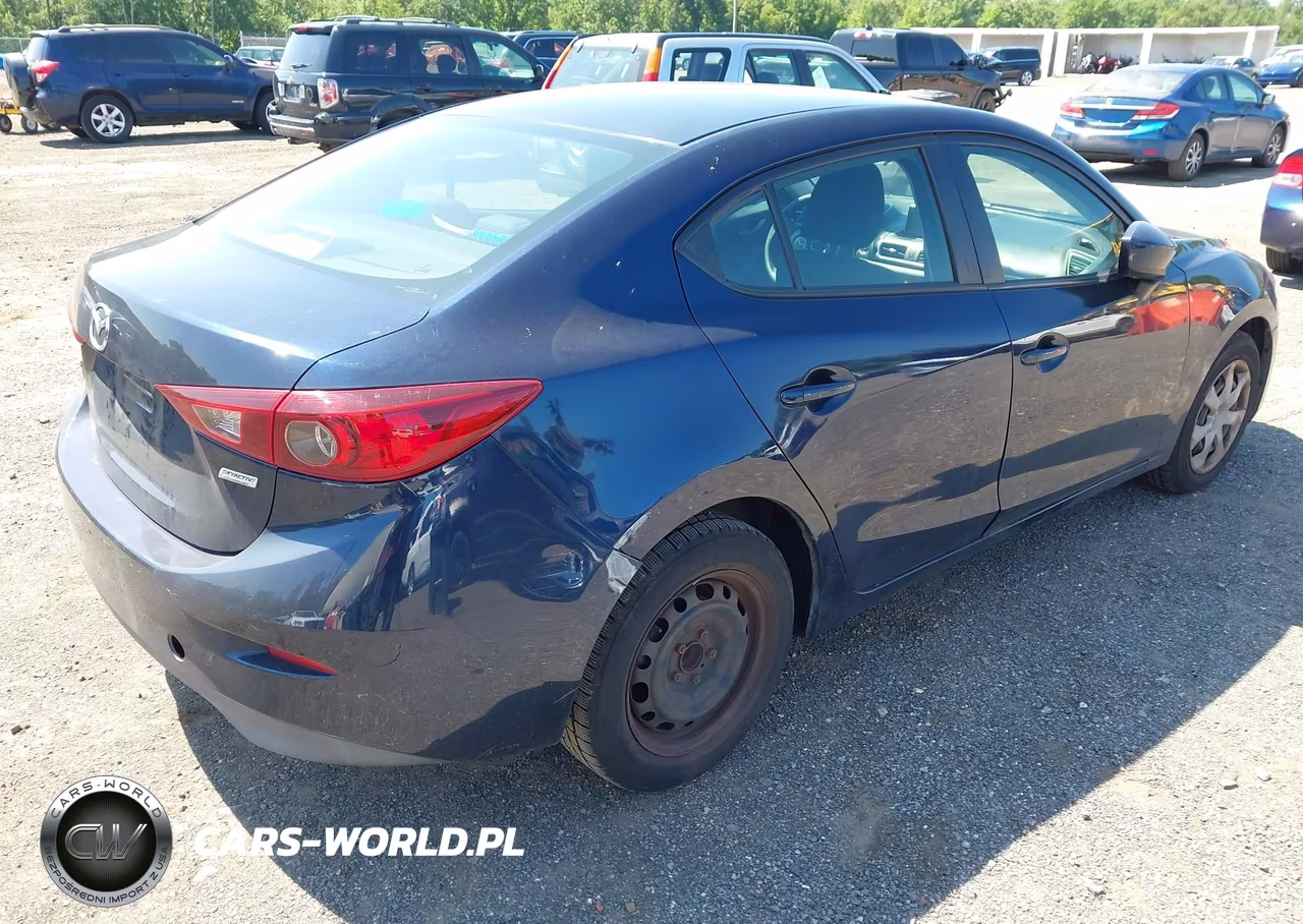 2015 Mazda Mazda3 I Sport VIN:3MZBM1U77FM128796 - 4