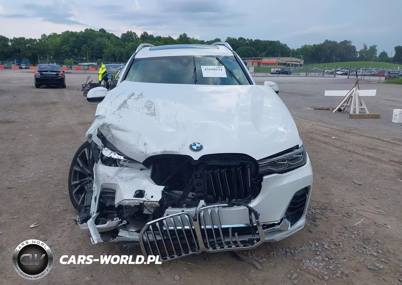2021 BMW X7 xDrive40I VIN:5UXCW2C09M9E40756 - 11