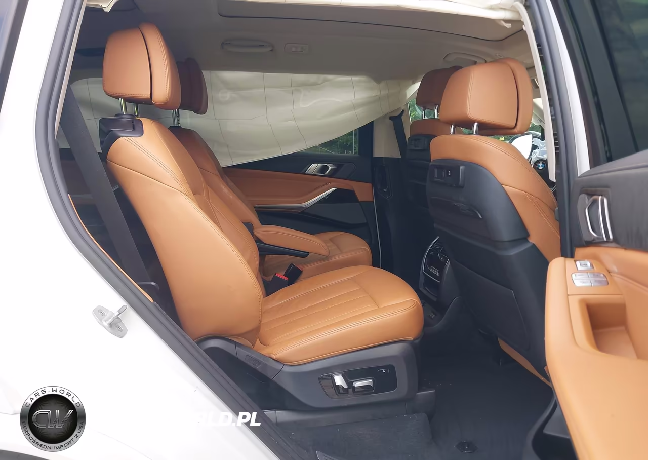 2021 BMW X7 xDrive40I VIN:5UXCW2C09M9E40756 - 8
