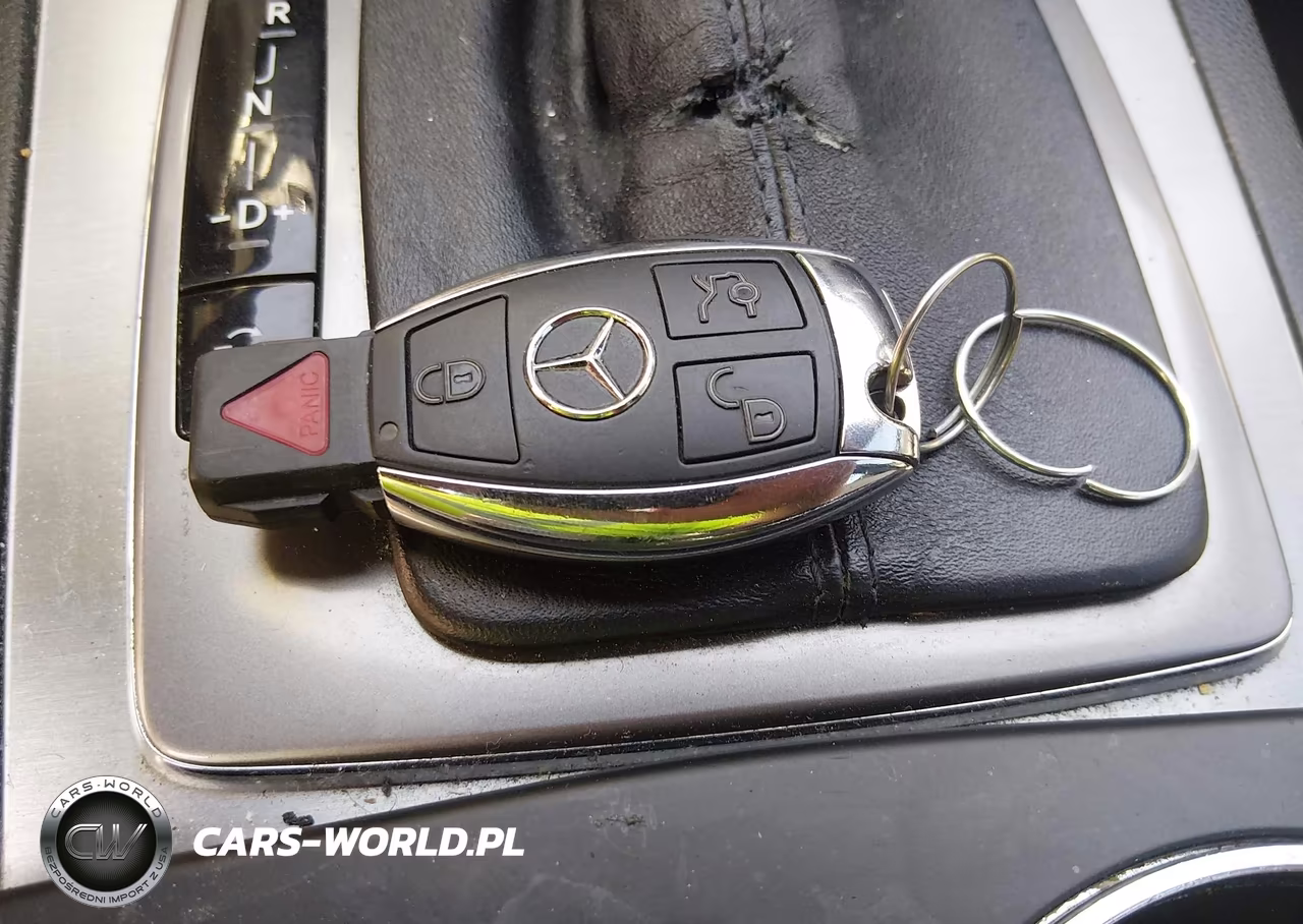 2011 Mercedes-Benz C 300 Sport VIN:WDDGF5EB1BR173731 - 11