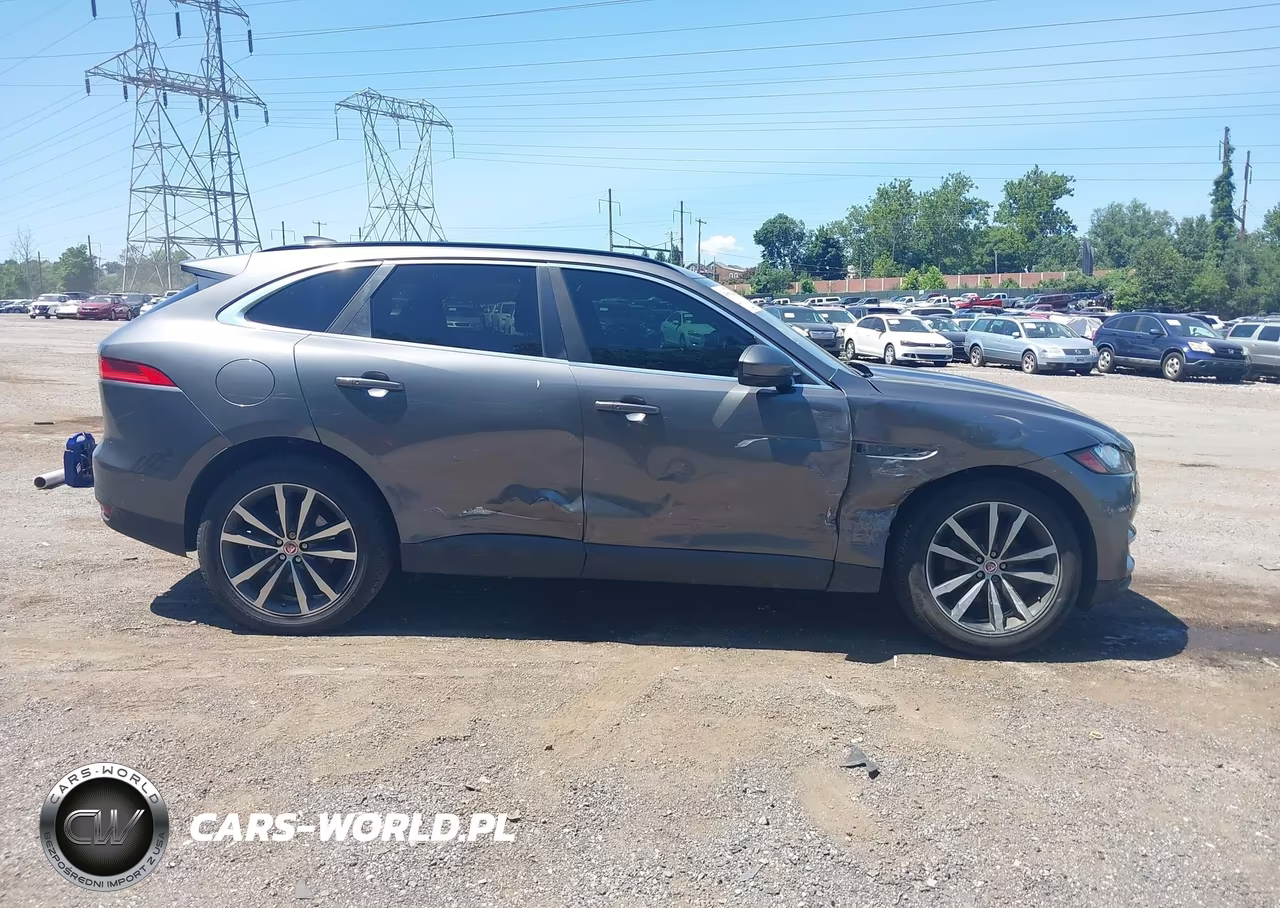 2019 Jaguar F-Pace 25T Prestige VIN:SADCK2FX4KA397138 - 13