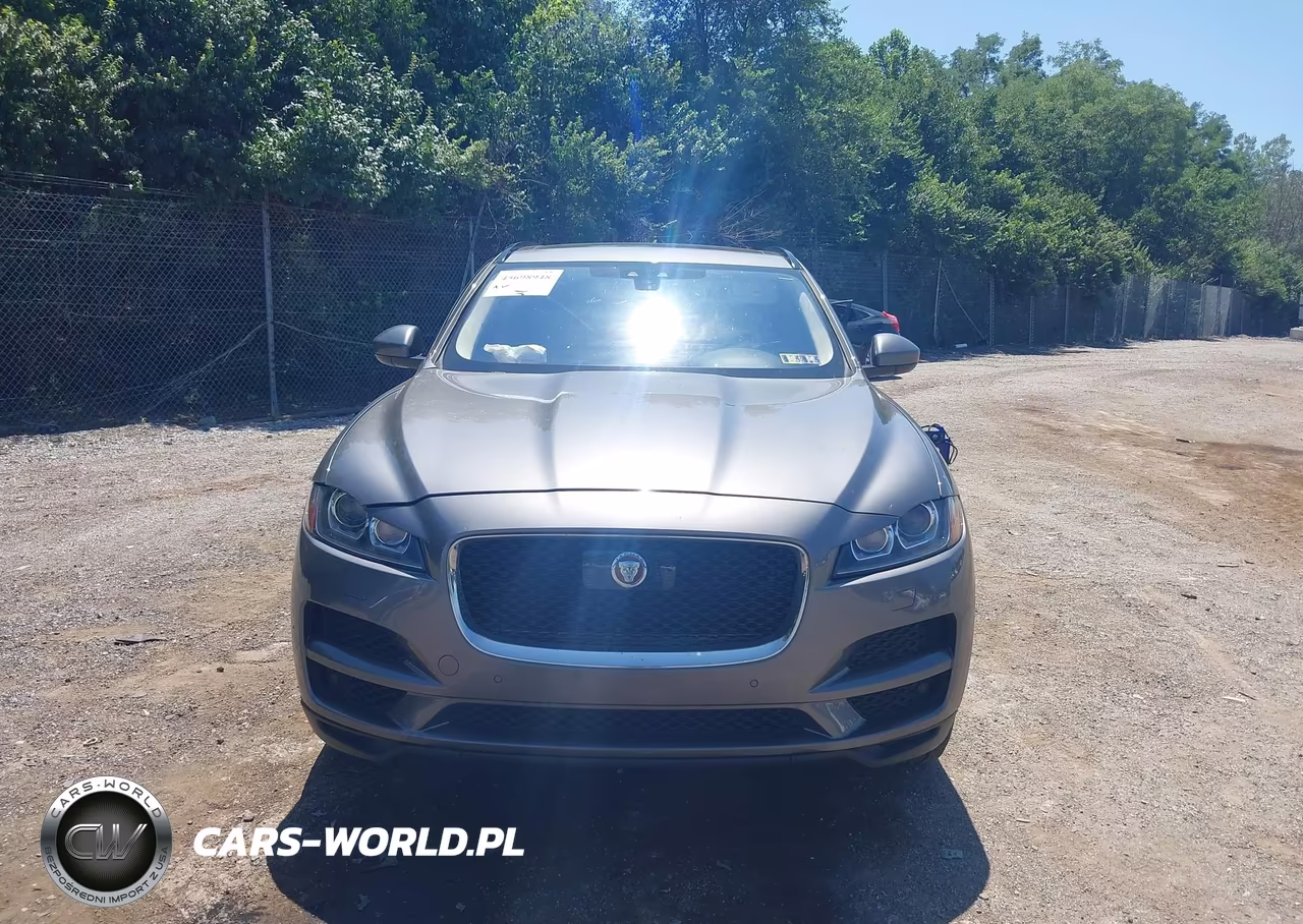 2019 Jaguar F-Pace 25T Prestige VIN:SADCK2FX4KA397138 - 6