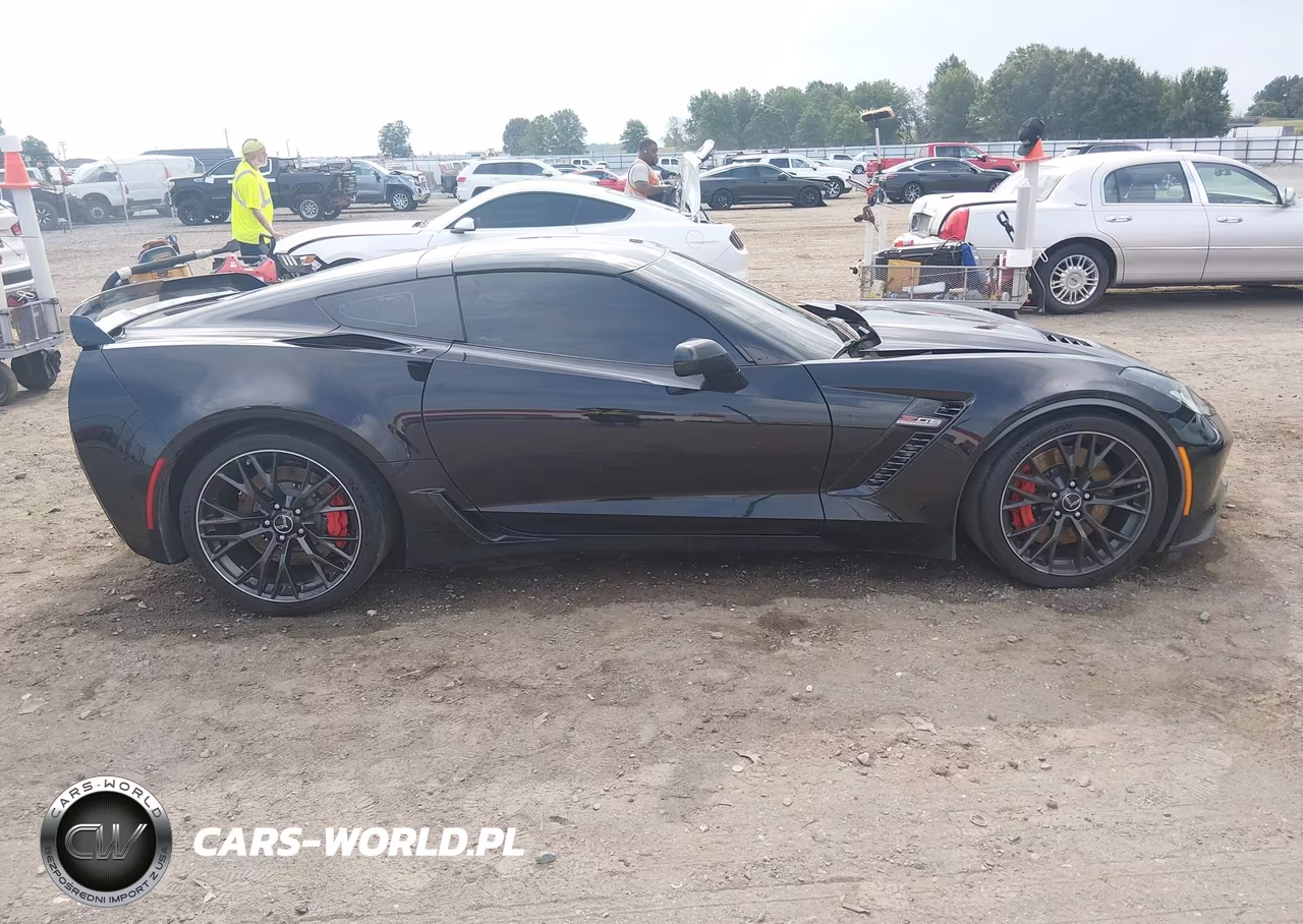 2015 Chevrolet Corvette Z06 VIN:1G1YU2D64F5605581 - 13