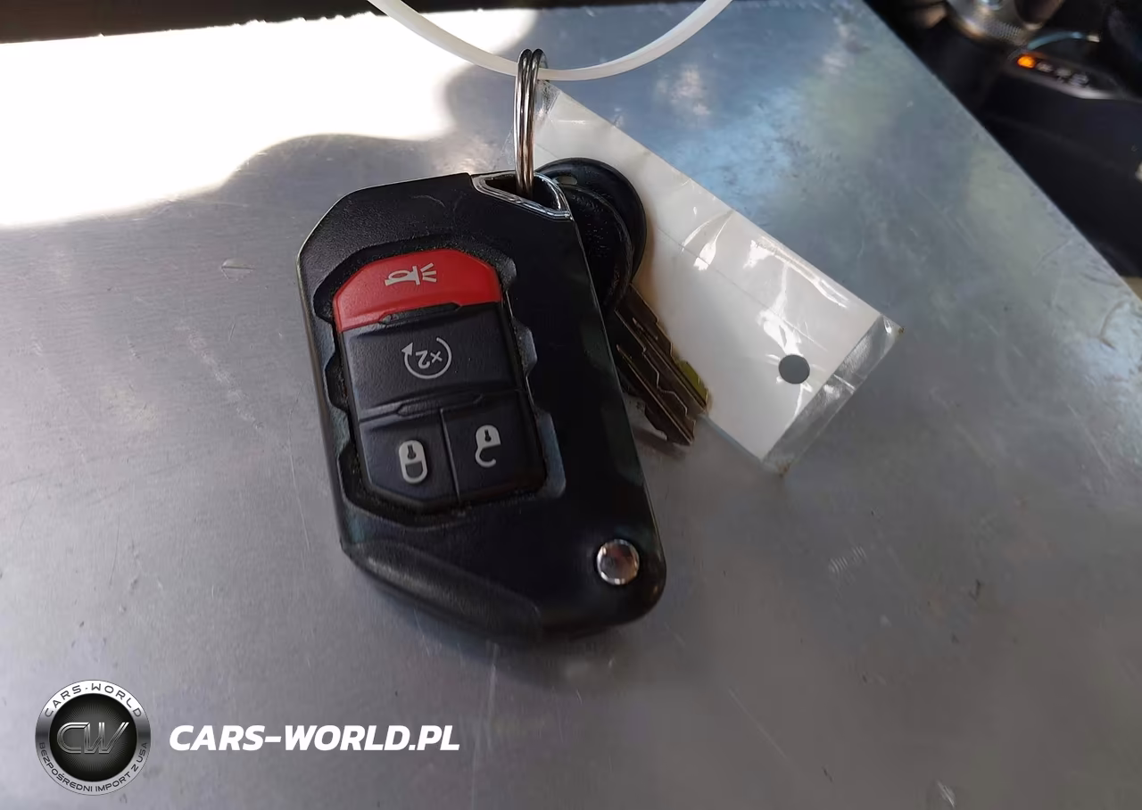 2020 Jeep Gladiator Sport S 4X4 VIN:1C6HJTAG1LL167913 - 11